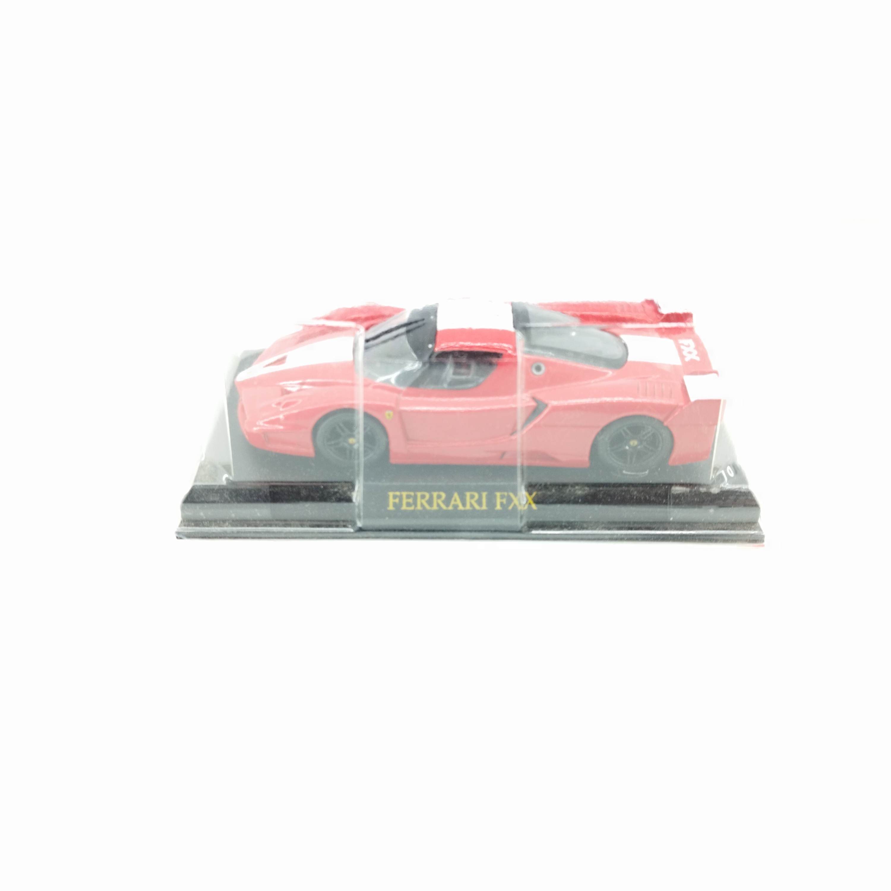 Figura Coche Ferrari FXX 1:43