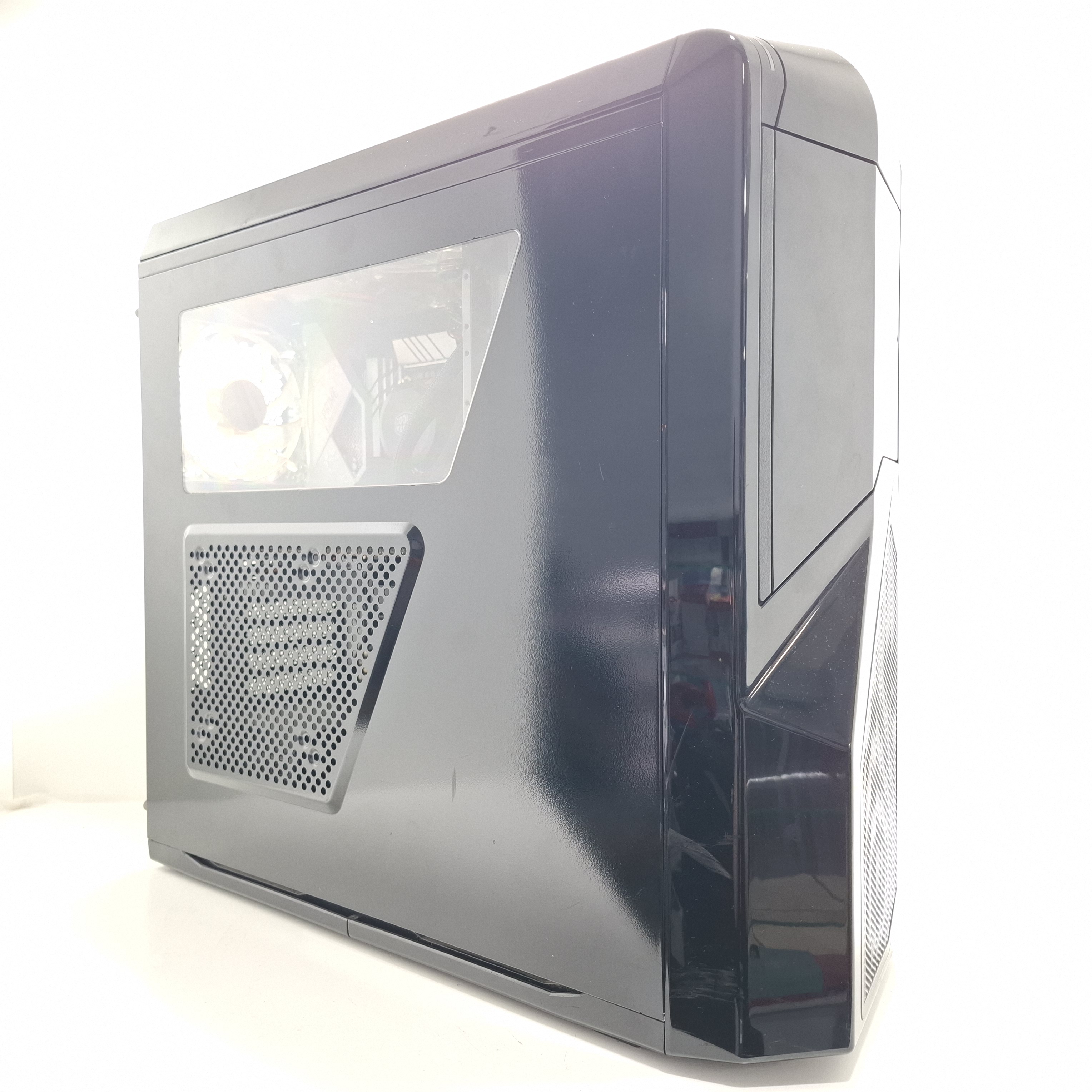 CPU i7-9700K 16 RAM 1TB DD + 500 SSD RX 6600 W11