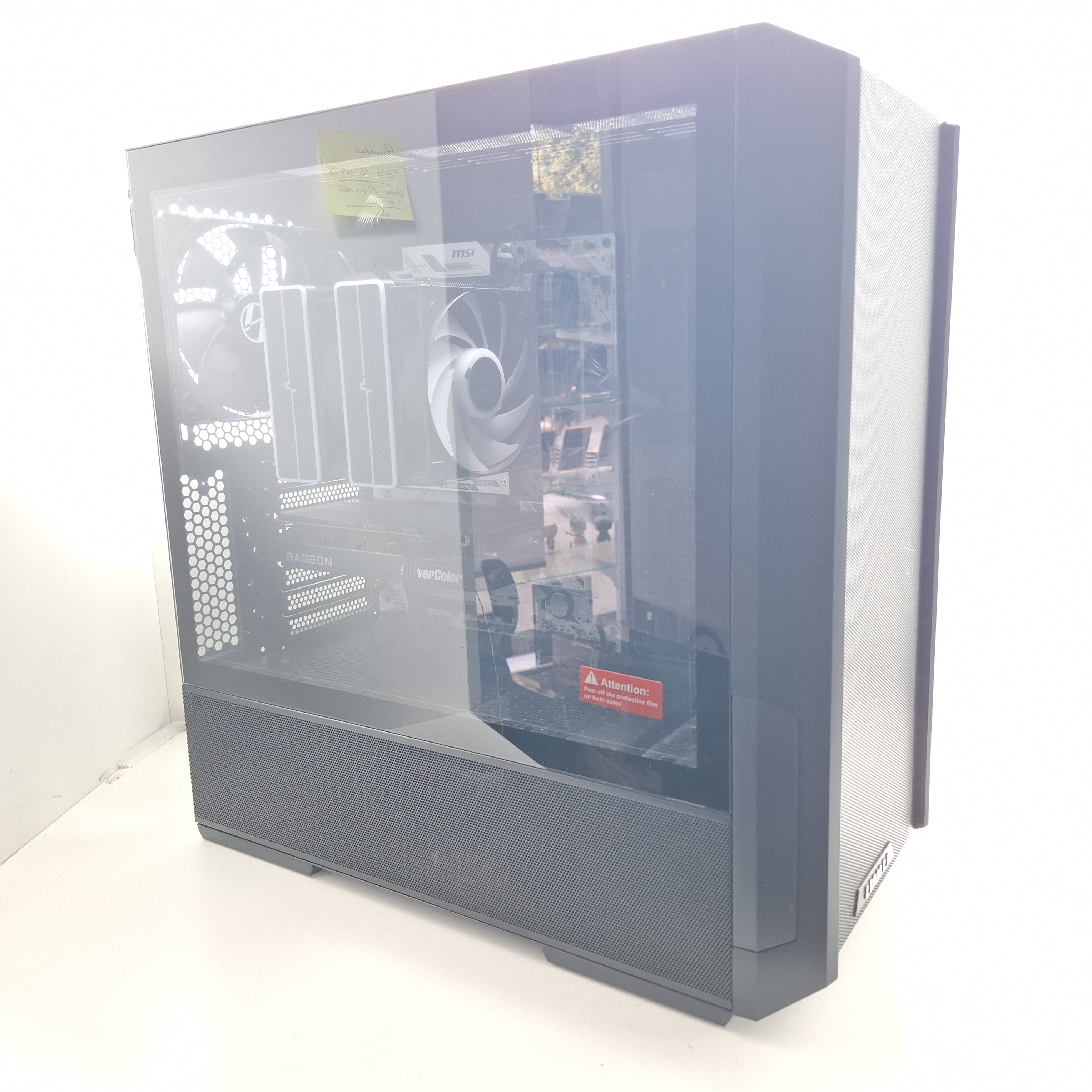 CPU Ryzen 5 7600X 32 RAM 1TB SSD RX 9060 XT W11
