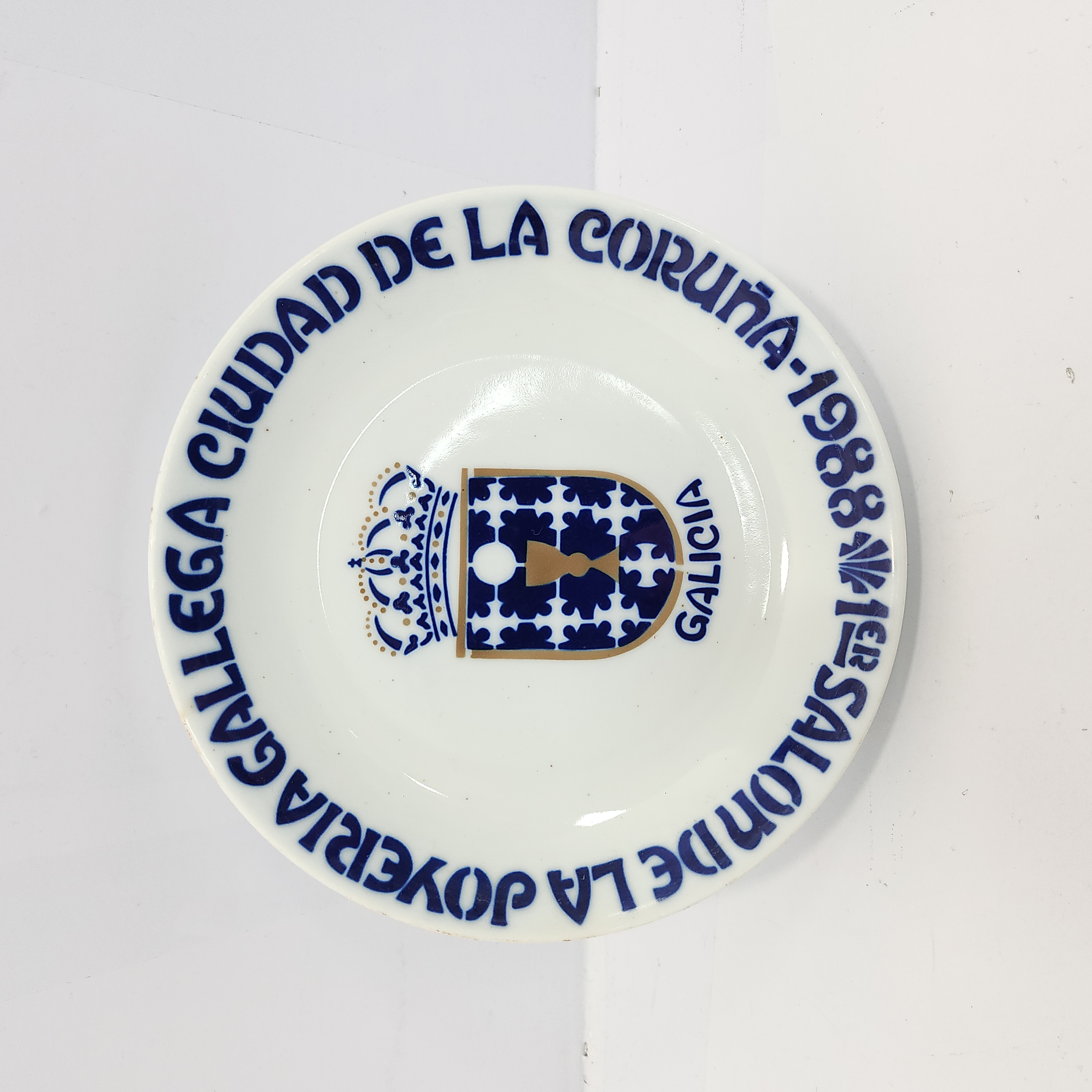 Sargadelos Plato Conmemorativo Salon de la joyeria gallega Coruña 1988