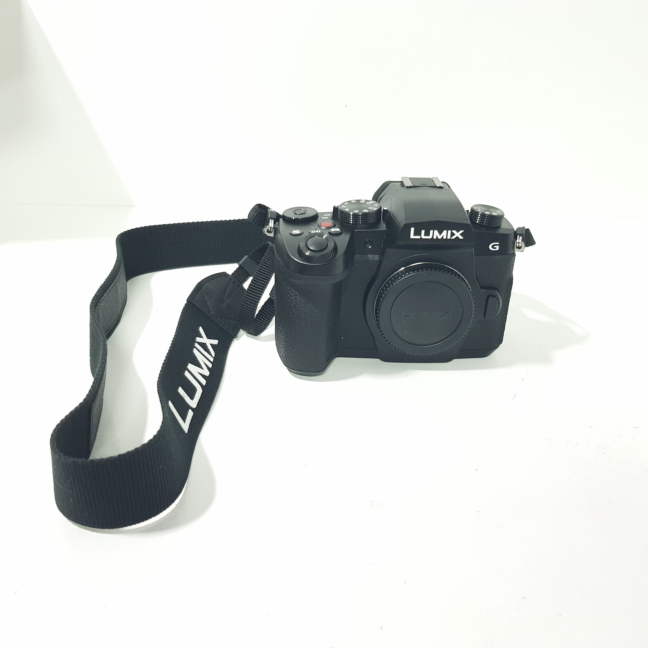 Camara Panasonic Lumix DC-G97 20.3 MP