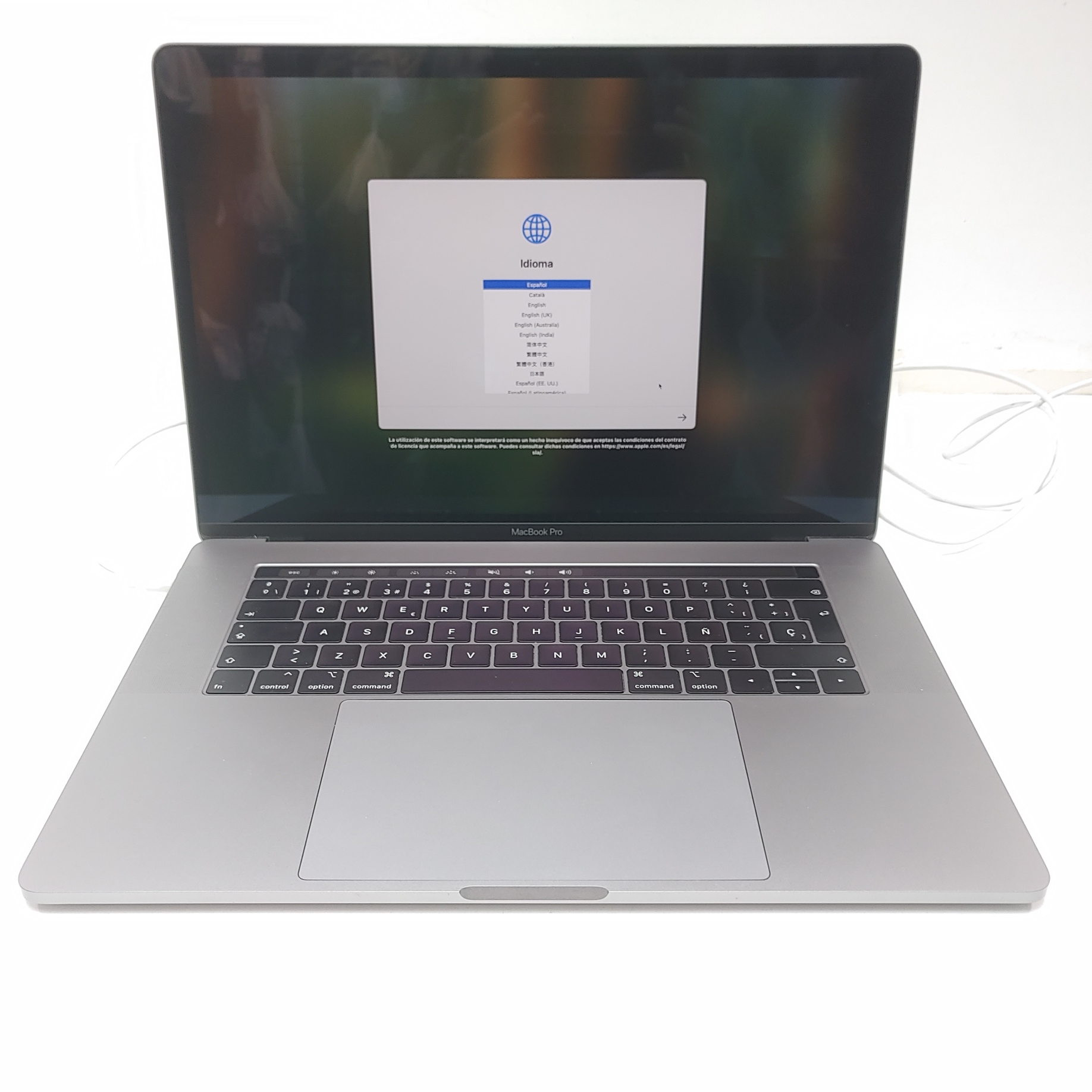 Apple MacBook Pro 15,1 i9-8950HK 16 RAM 512 SSD 15"