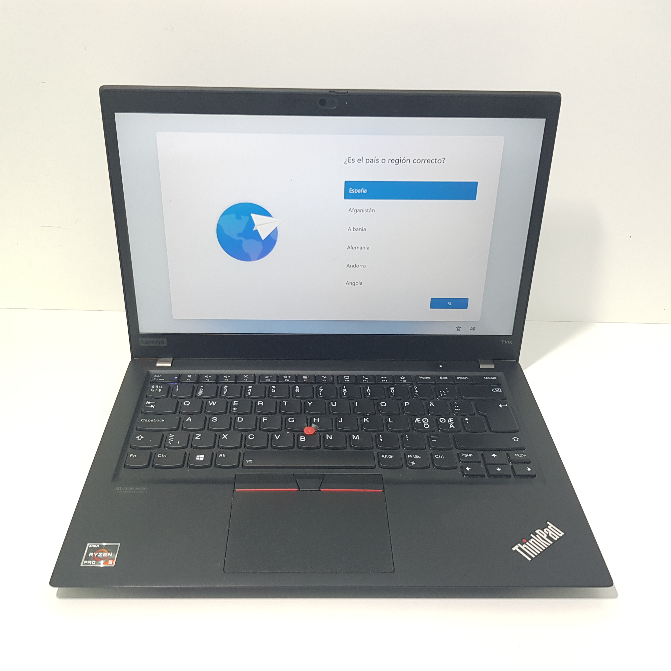 Portatil Lenovo Thinkpad T14s G1 Ryzen 5 PRO 4650U 16 RAM 256 SSD W11 14"